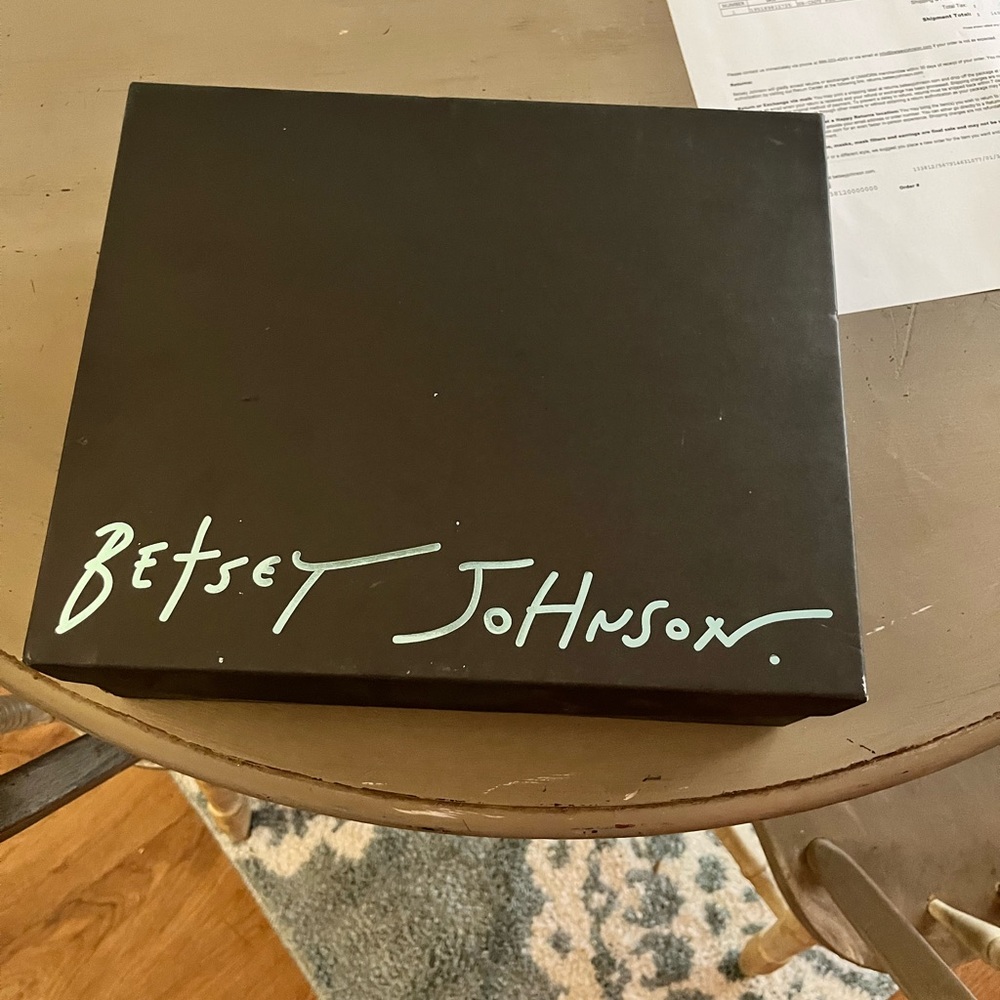 Red Betsy Johnson shoes. NEVER WORN!!! - Picture 2 of 4